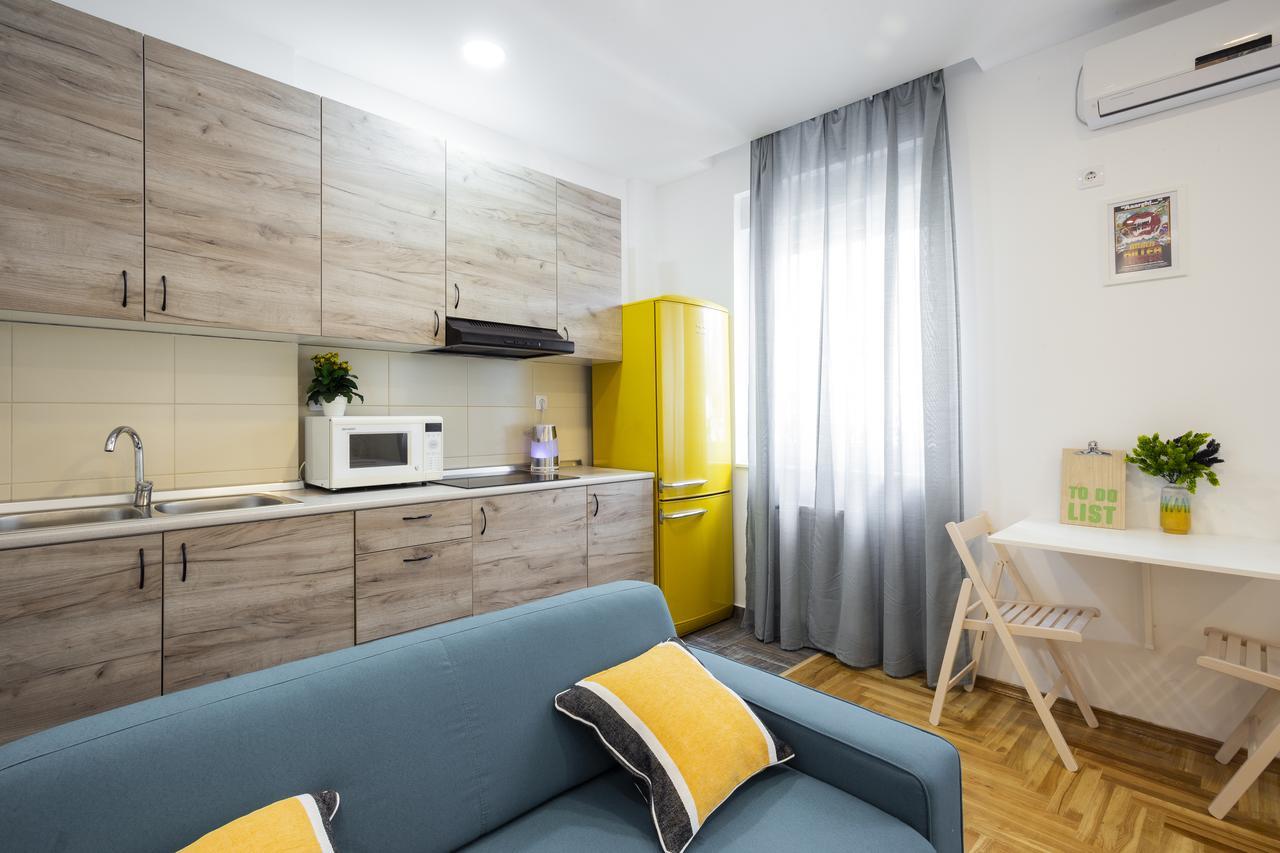 Giallo Apartment - Free Private Parking Нови-Сад Экстерьер фото