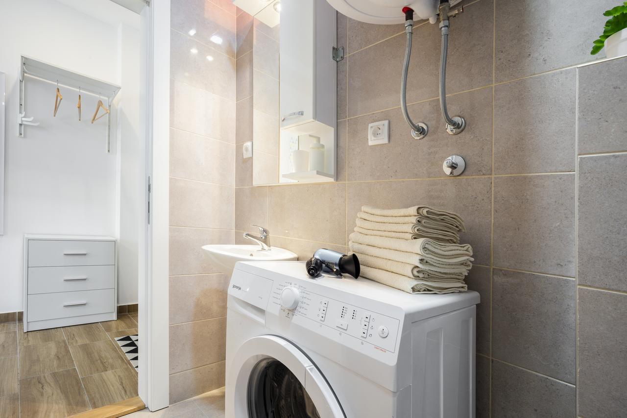Giallo Apartment - Free Private Parking Нови-Сад Экстерьер фото