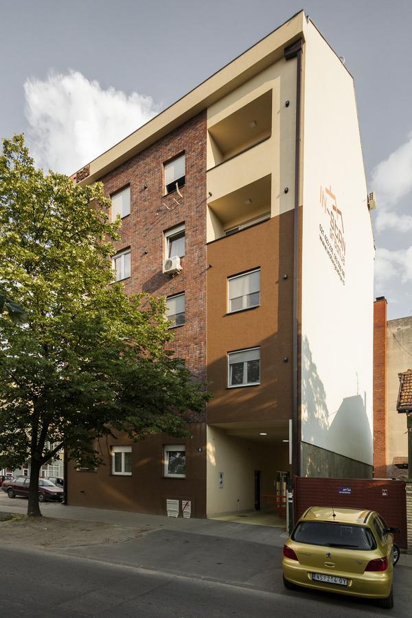 Giallo Apartment - Free Private Parking Нови-Сад Экстерьер фото