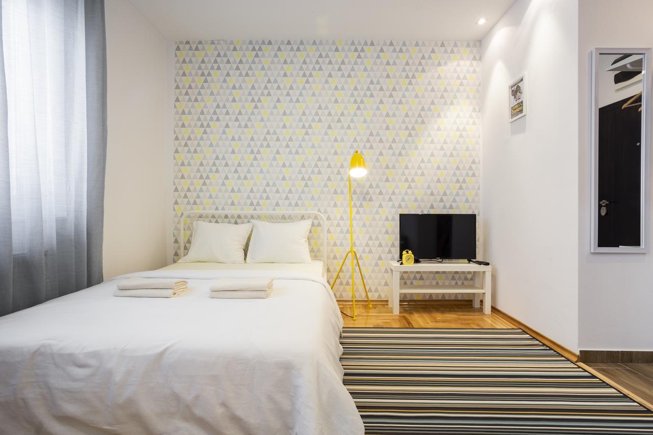 Giallo Apartment - Free Private Parking Нови-Сад Экстерьер фото