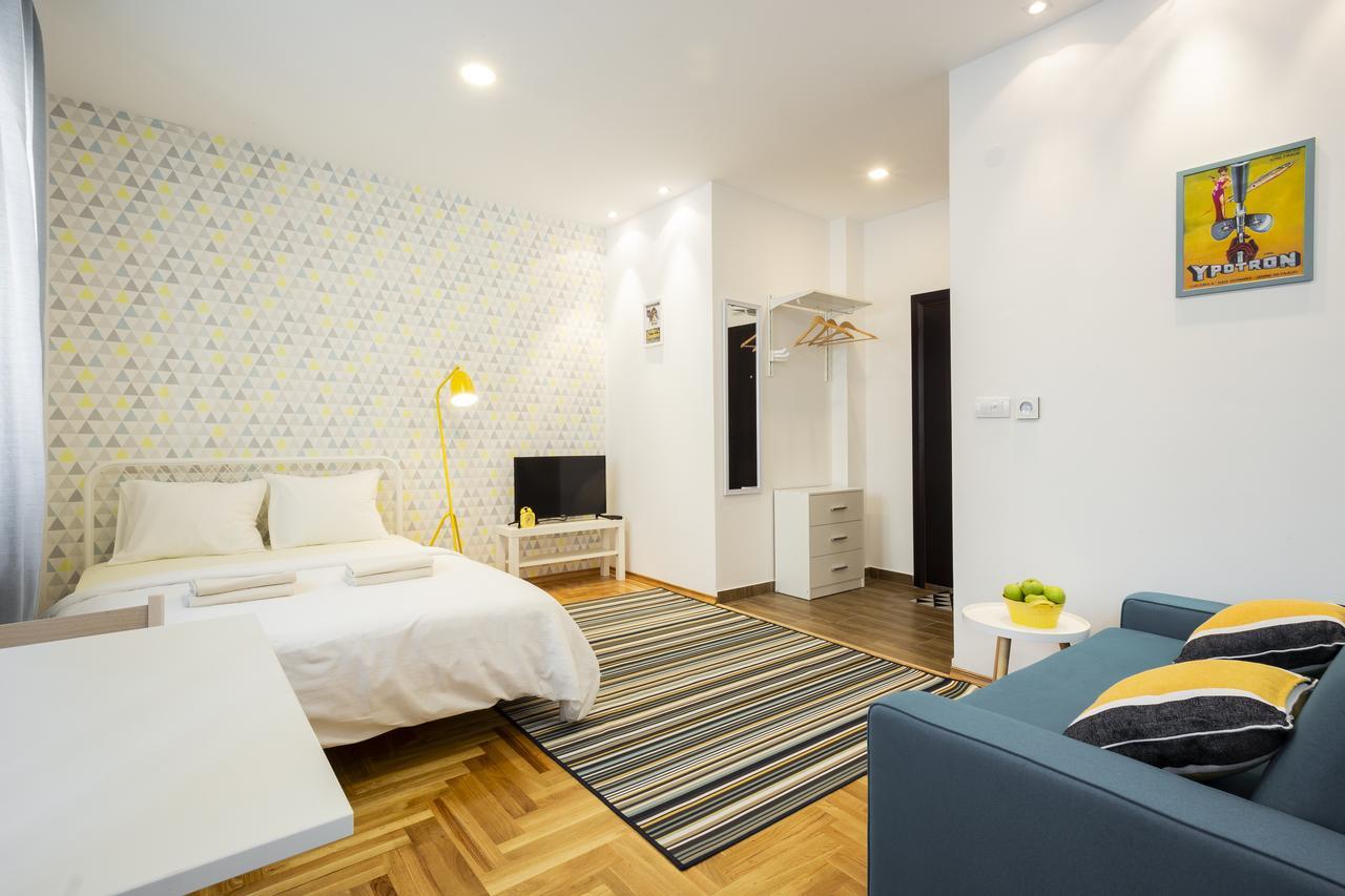 Giallo Apartment - Free Private Parking Нови-Сад Экстерьер фото