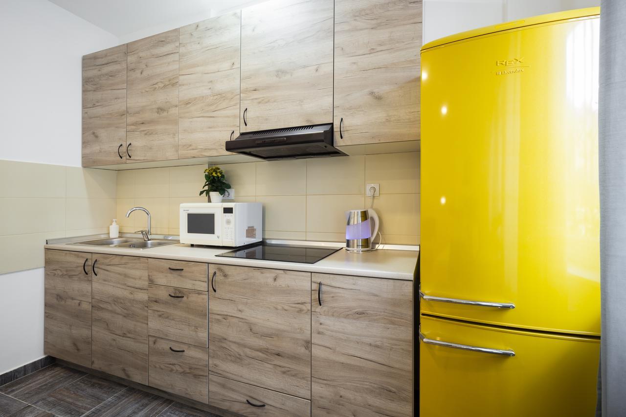 Giallo Apartment - Free Private Parking Нови-Сад Экстерьер фото